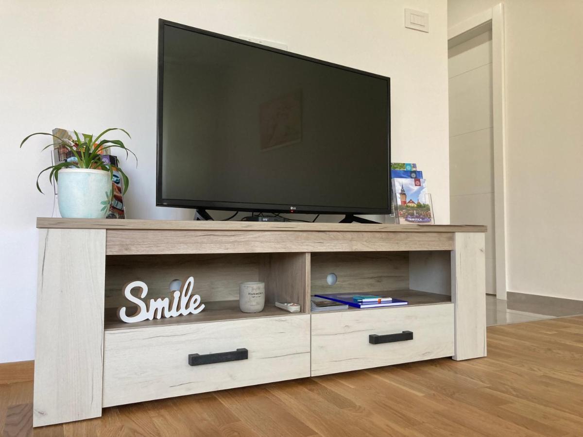 סובוטיקה Apartman N&N מראה חיצוני תמונה